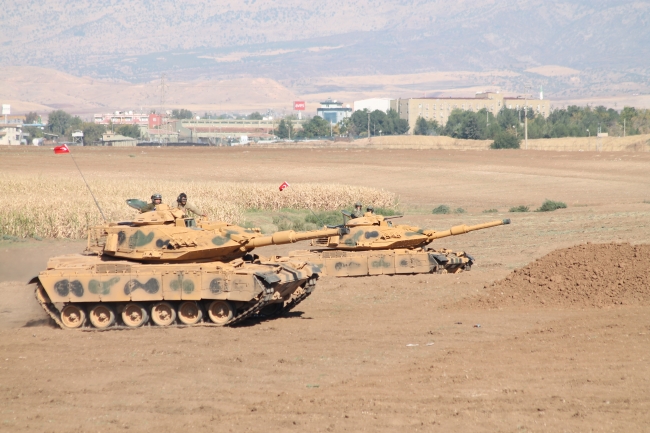 Afrin'de sınır birlikleri en üst hazırlık seviyesine getirildi